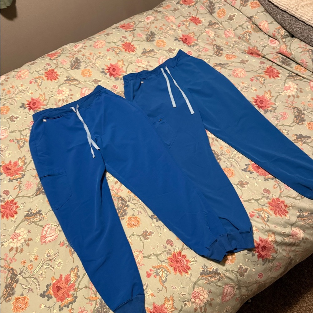 FIGS JOGGERS (2 pair)